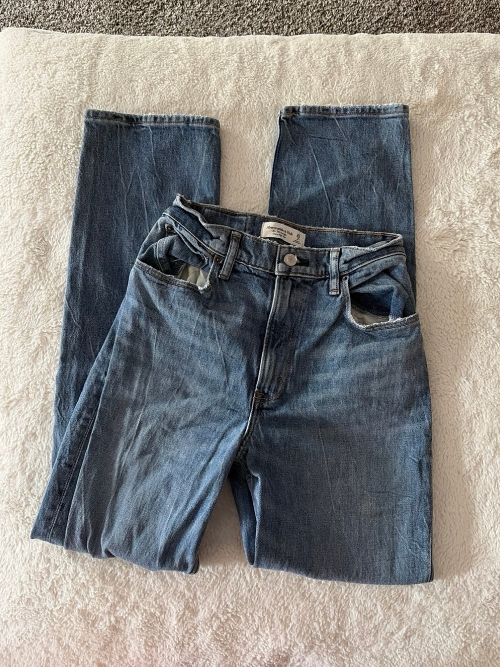 abercrombie 90s straight jeans